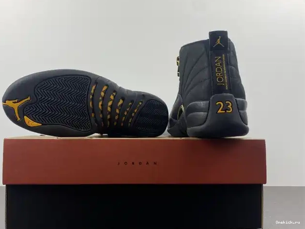 One Kick Air Jordan Taxi CT8013-071 12 Black 0617